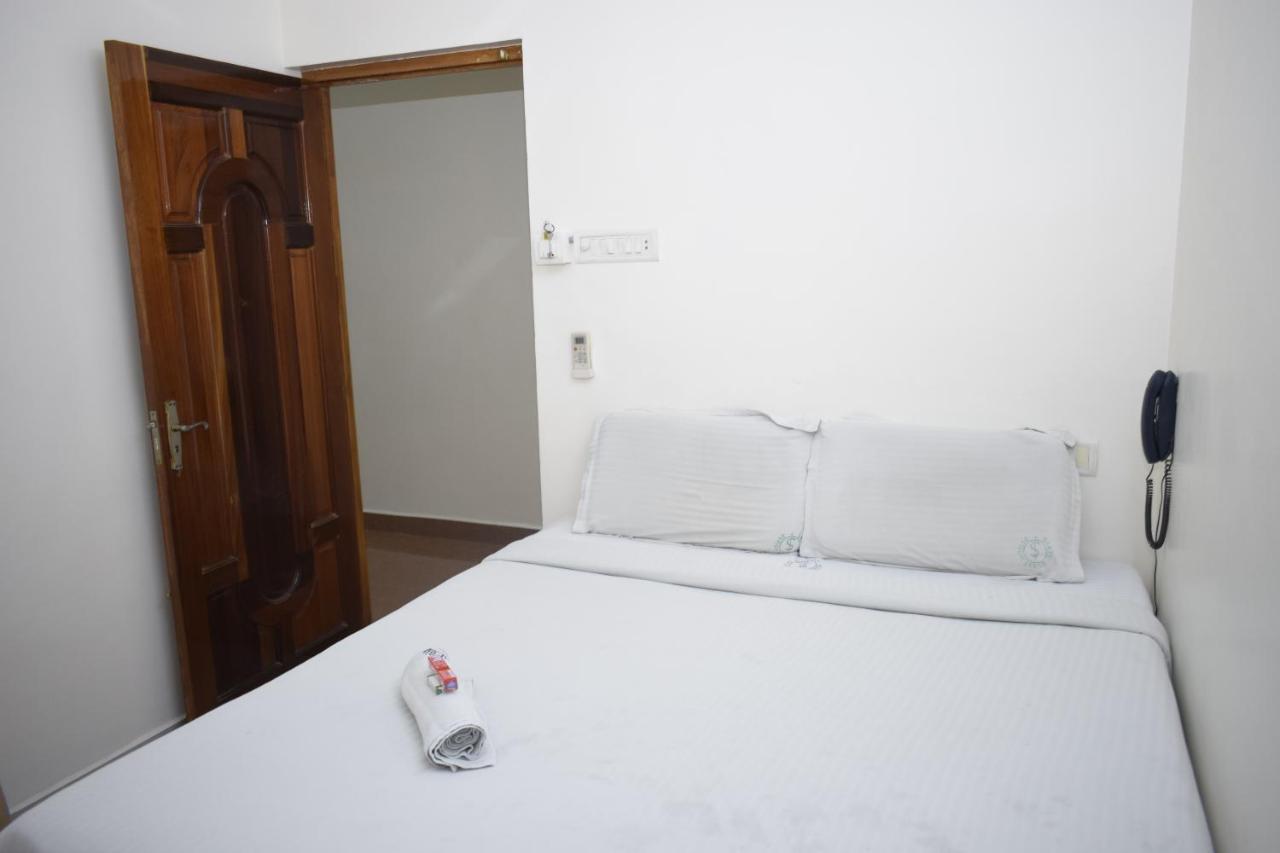 Sakthi Guest House Pondichéry Extérieur photo